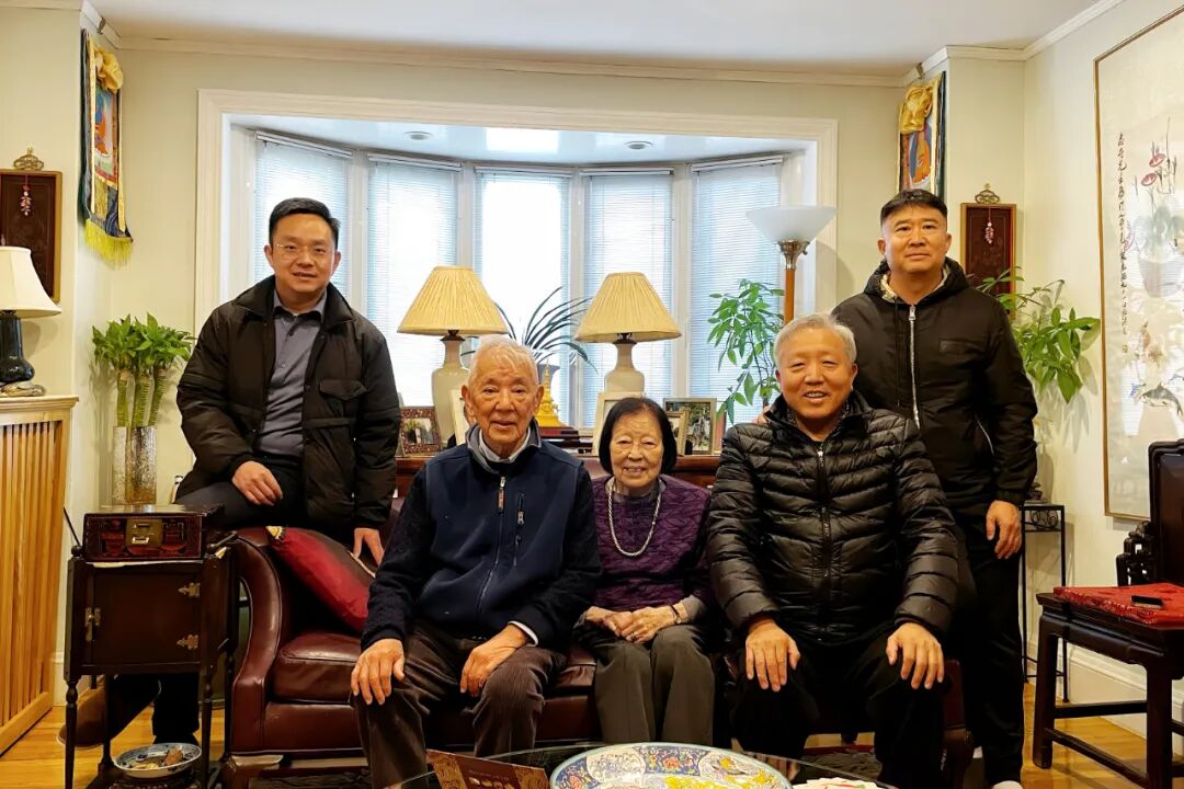 Wu Xiaoqiu and his delegation went to the United States to attend the "North American Mingde Forum 2025 Annual Meeting" and delivered a keynote speech.